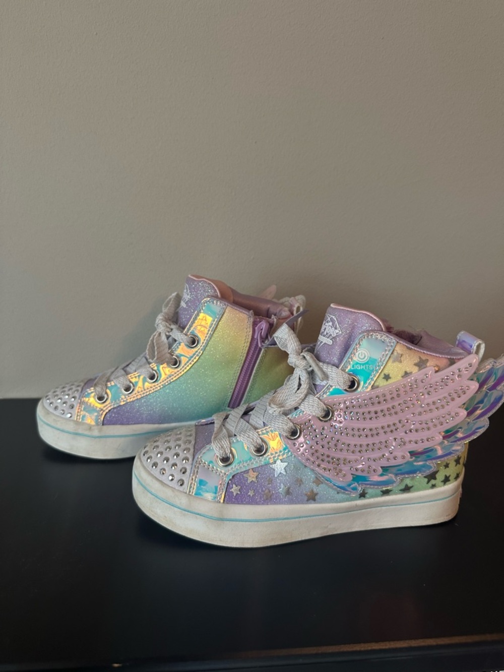 Twinkle Toes Diamond Collection Iridescent Winged Light-Up Sneakers - Size 12